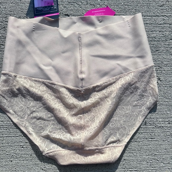 Maiden form firm stomach shaping briefs NWT - Picture 4 of 4